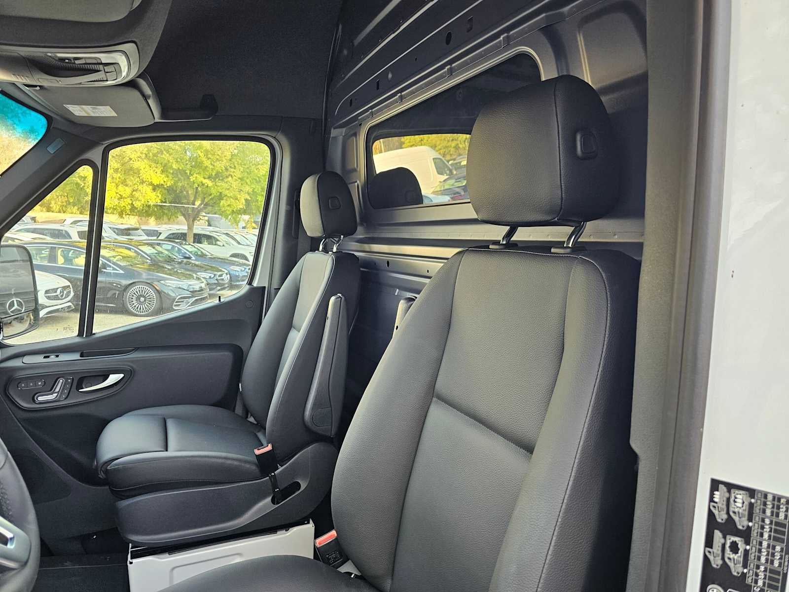 2024 Mercedes-Benz Sprinter Cargo 3500XD Standard Roof I4 Diesel HO 144 RWD