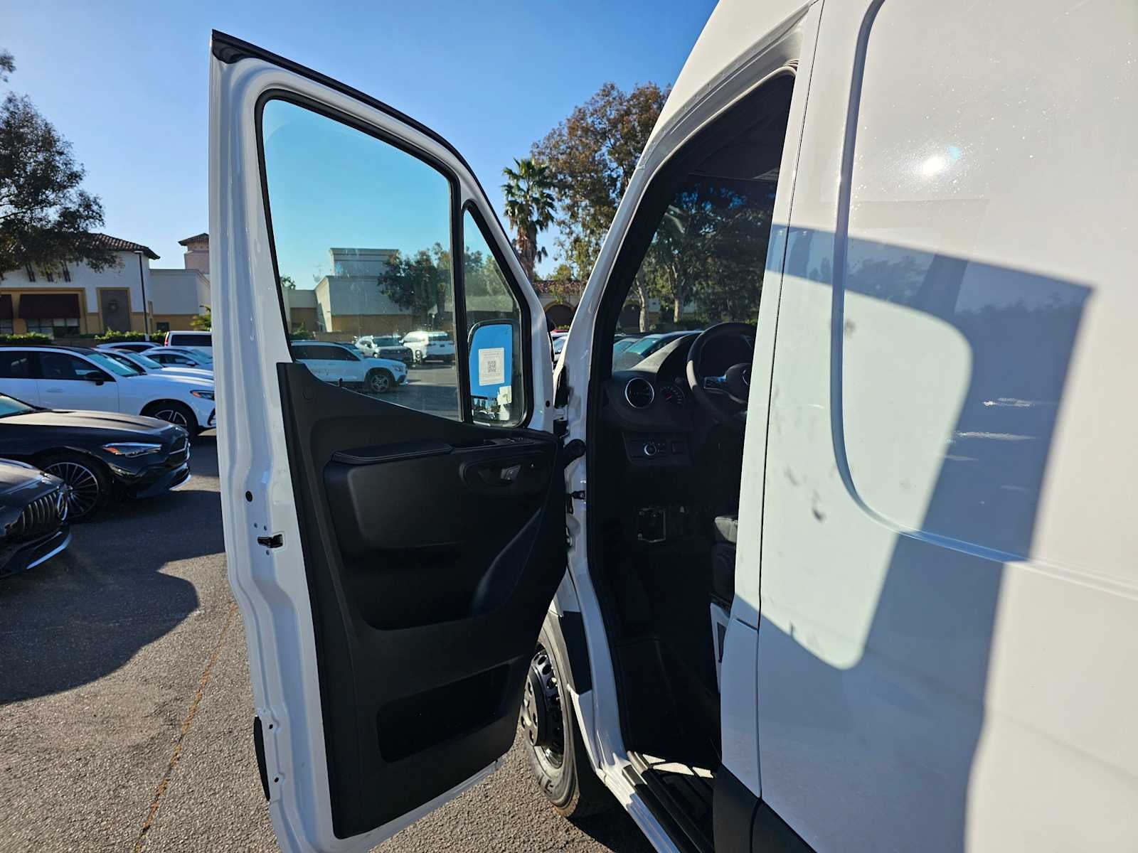 2026 Mercedes-Benz Sprinter Cargo Van 3500XD High Roof I4 Diesel HO 170 RWD