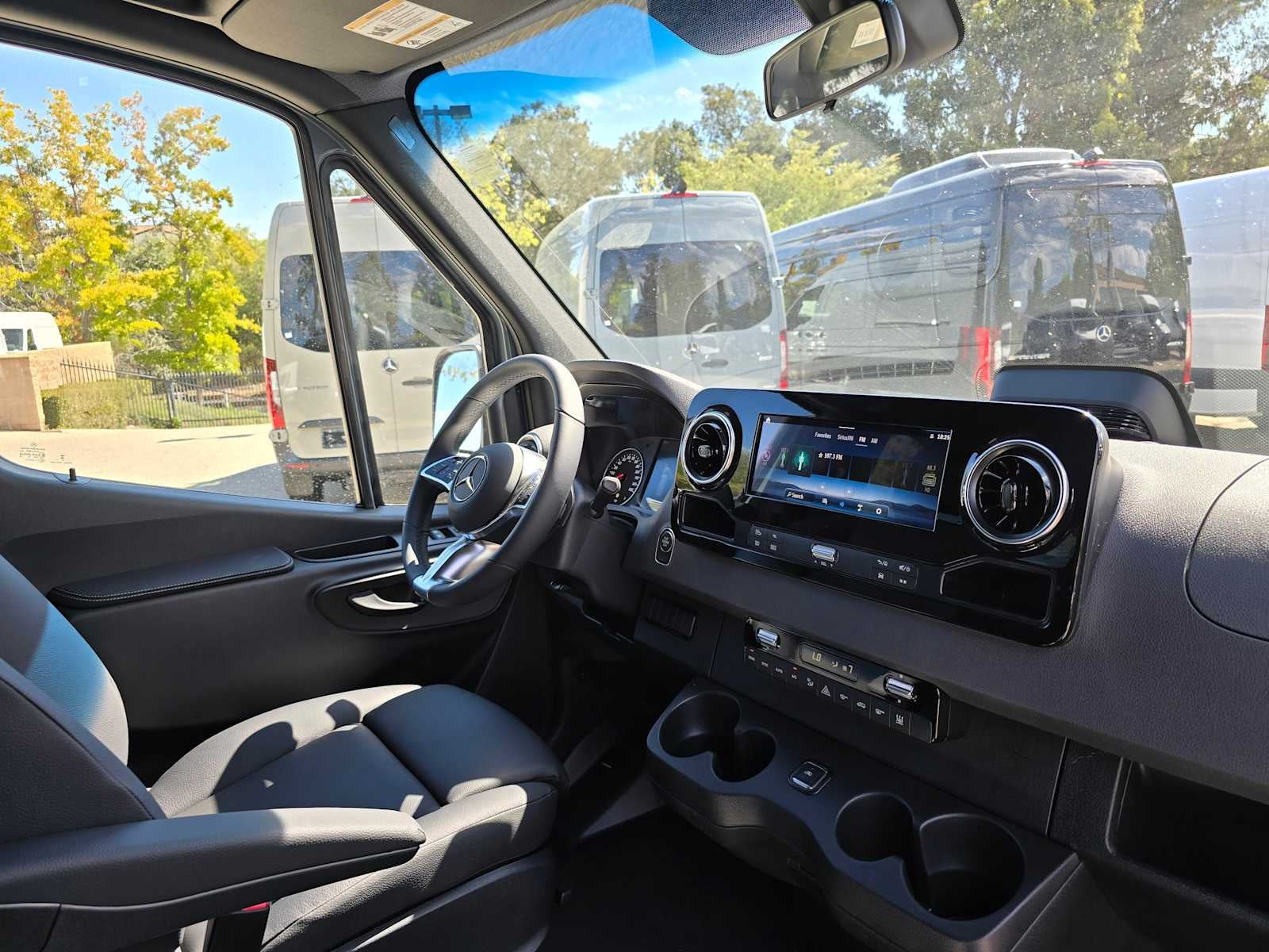 2025 Mercedes-Benz Sprinter Passenger Van 2500 Standard Roof I4 Diesel HO 144 RWD