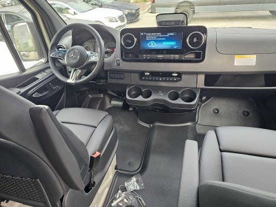 2026 Mercedes-Benz Sprinter Passenger 2500 Standard Roof I4 Diesel HO 144 RWD