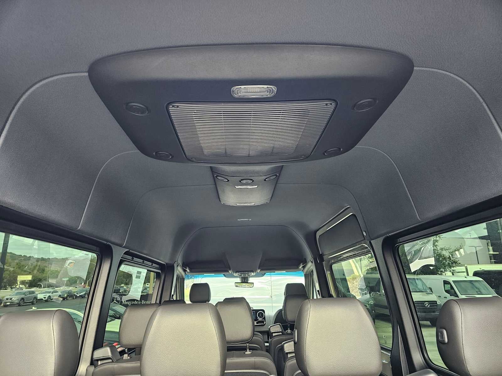 2026 Mercedes-Benz Sprinter Passenger 2500 Standard Roof I4 Diesel HO 144 RWD