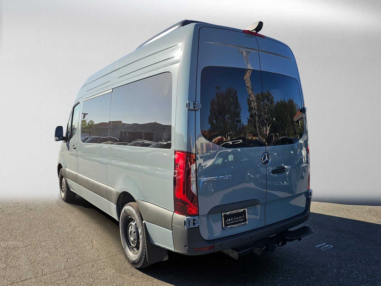2026 Mercedes-Benz Sprinter Passenger Van 2500 Standard Roof I4 Diesel HO 144 RWD