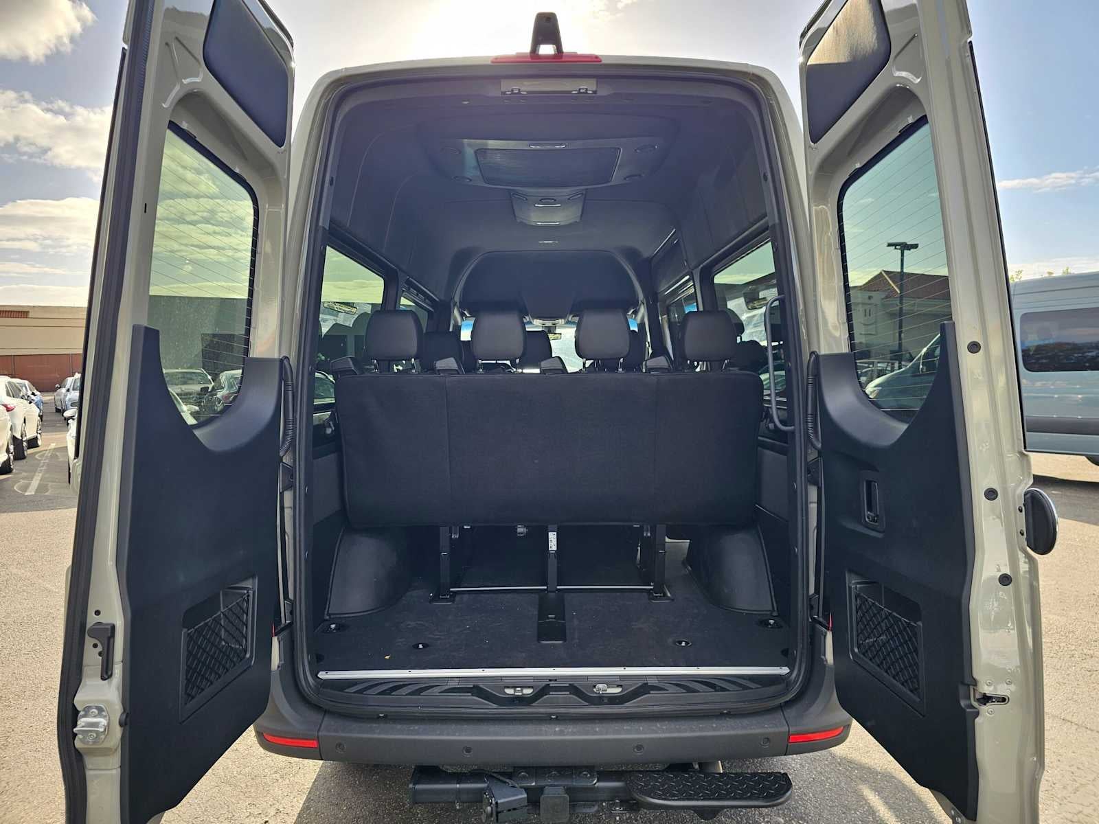 2026 Mercedes-Benz Sprinter Passenger 2500 Standard Roof I4 Diesel HO 144 RWD