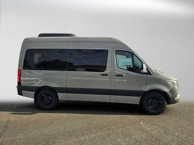 2026 Mercedes-Benz Sprinter Passenger 2500 Standard Roof I4 Diesel HO 144 RWD