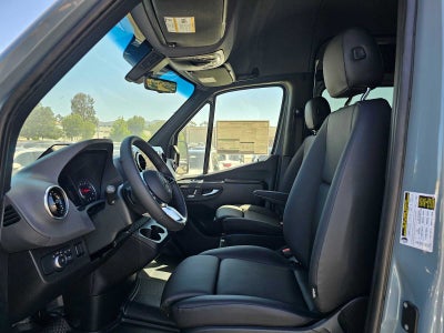 2026 Mercedes-Benz Sprinter Passenger Van 2500 Standard Roof I4 Diesel HO 144 AWD