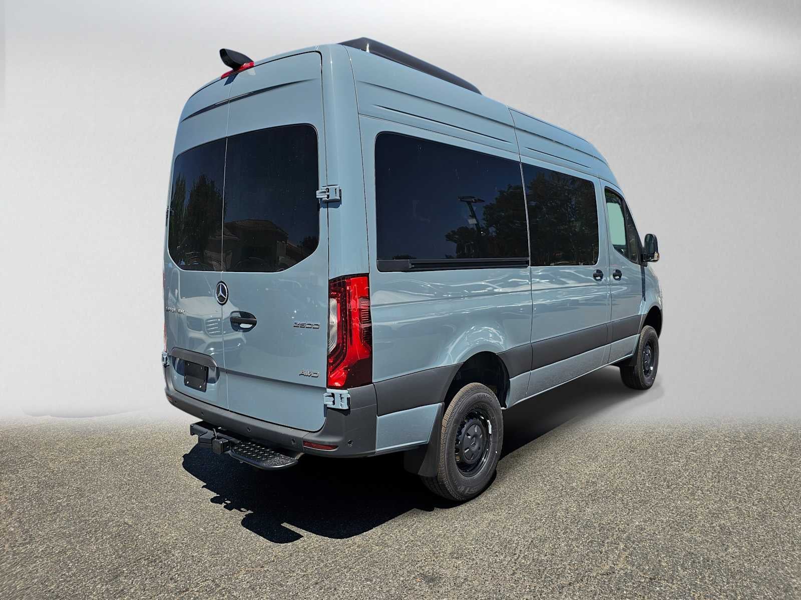 2026 Mercedes-Benz Sprinter Passenger Van 2500 Standard Roof I4 Diesel HO 144 AWD