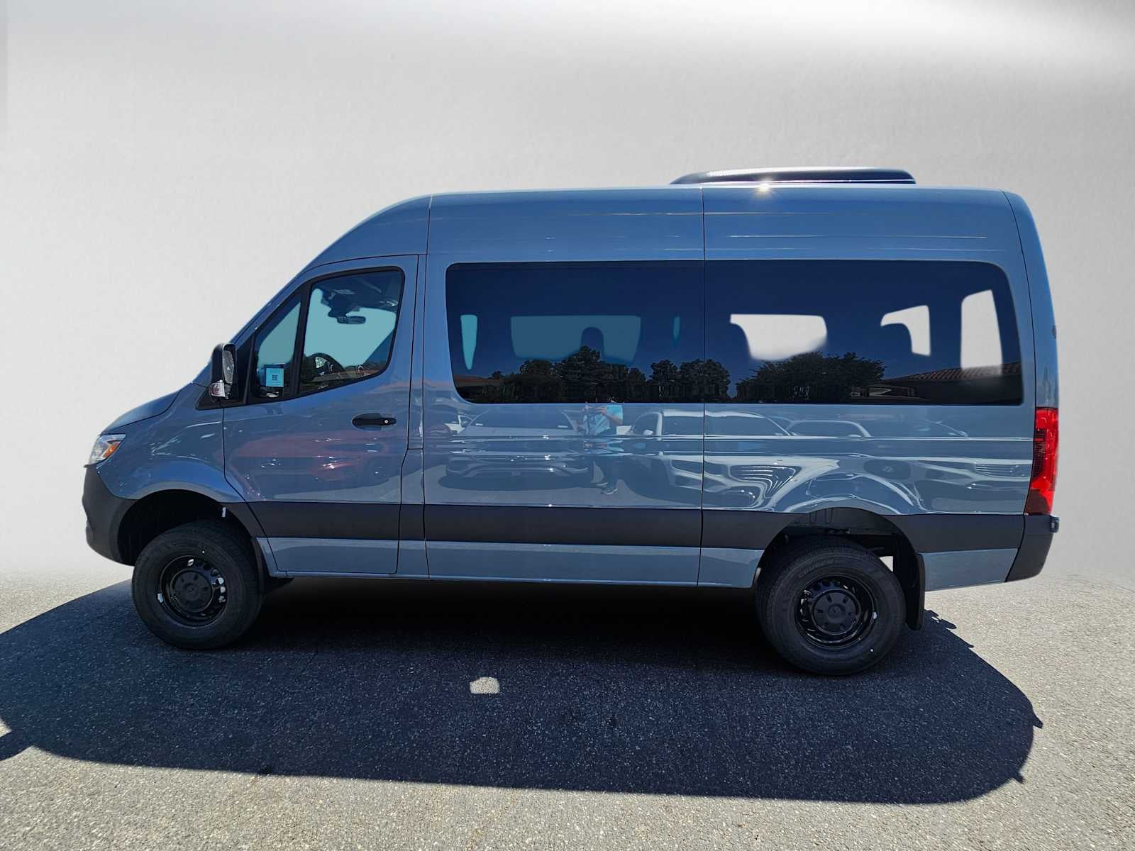 2026 Mercedes-Benz Sprinter Passenger Van 2500 Standard Roof I4 Diesel HO 144 AWD