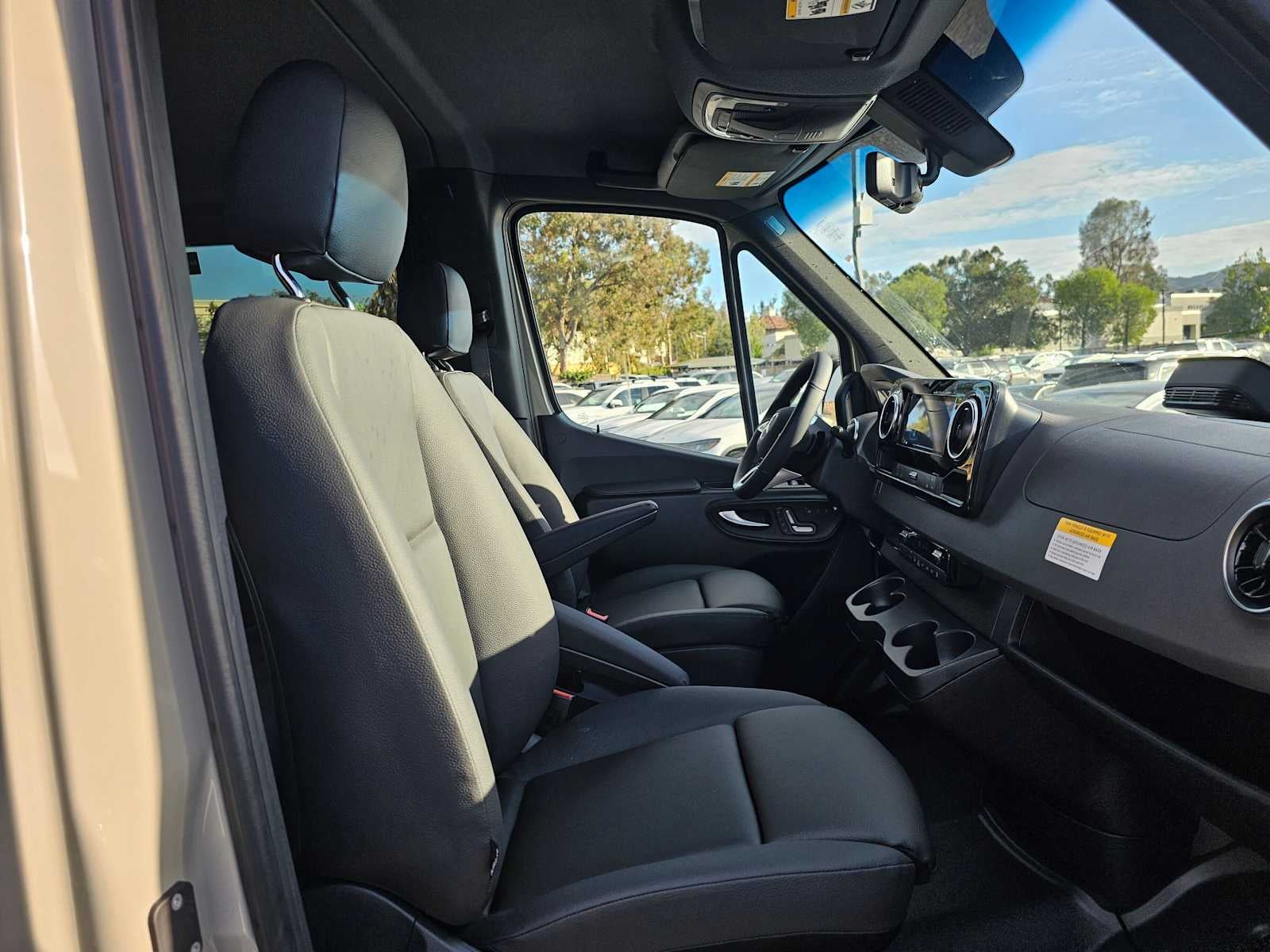 2026 Mercedes-Benz Sprinter Passenger 2500 Standard Roof I4 Diesel HO 144 AWD