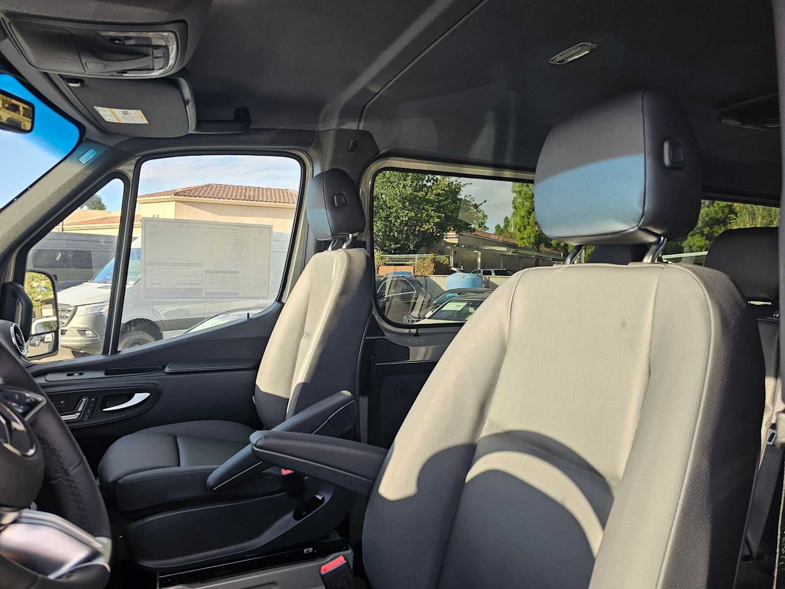 2026 Mercedes-Benz Sprinter Passenger 2500 Standard Roof I4 Diesel HO 144 AWD