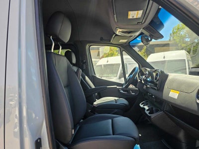 2026 Mercedes-Benz Sprinter Passenger Van 2500 Standard Roof I4 Diesel HO 144 AWD