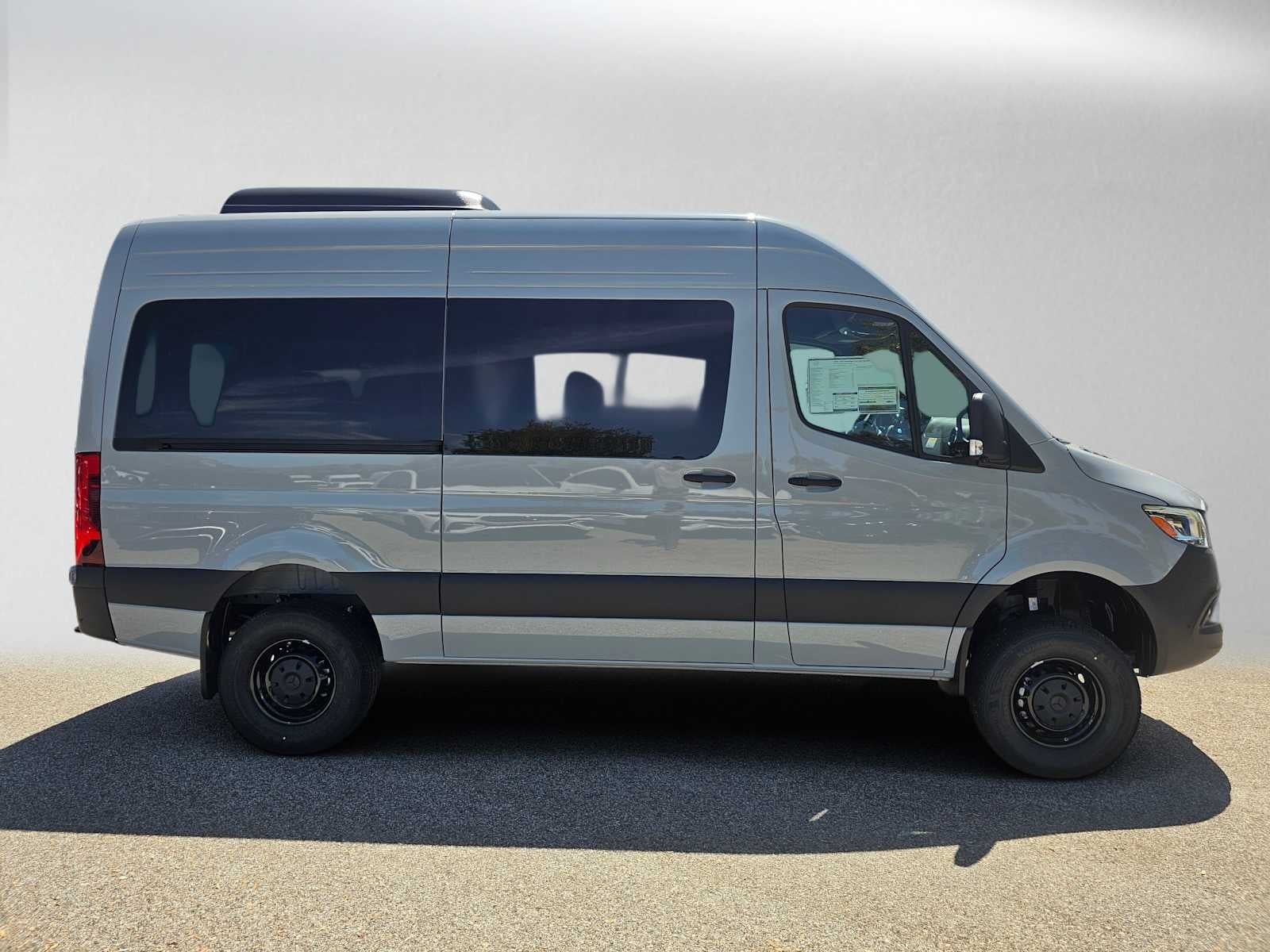 2026 Mercedes-Benz Sprinter Passenger Van 2500 Standard Roof I4 Diesel HO 144 AWD