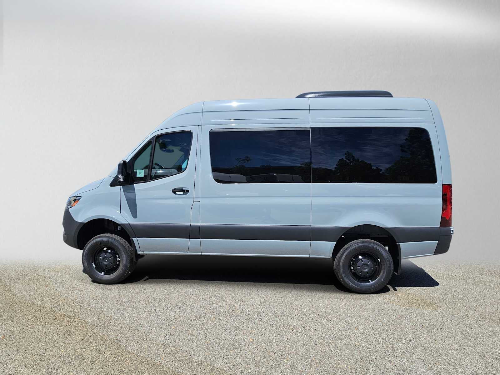 2026 Mercedes-Benz Sprinter Passenger Van 2500 Standard Roof I4 Diesel HO 144 AWD