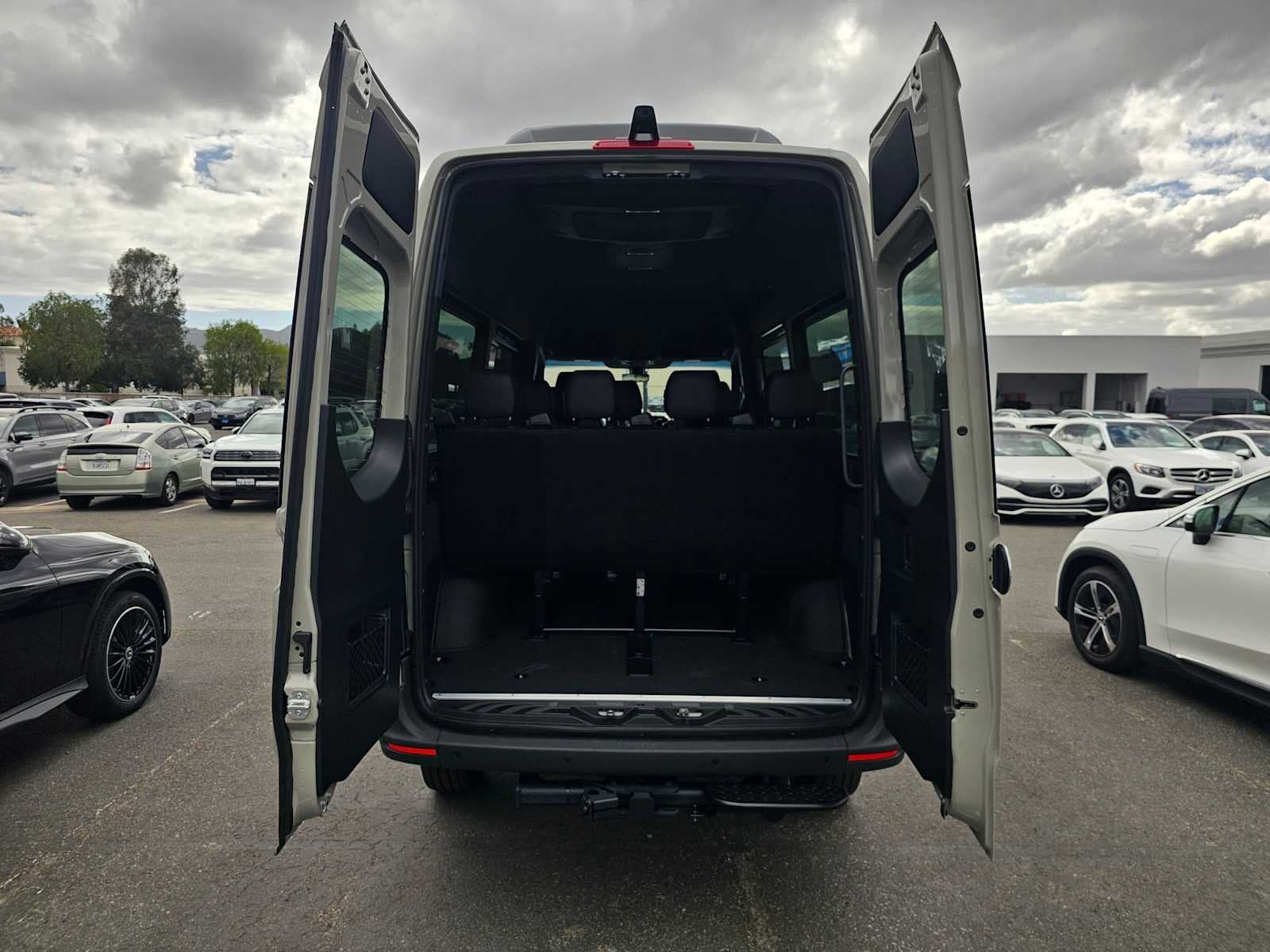 2026 Mercedes-Benz Sprinter Passenger 2500 Standard Roof I4 Diesel HO 144 AWD