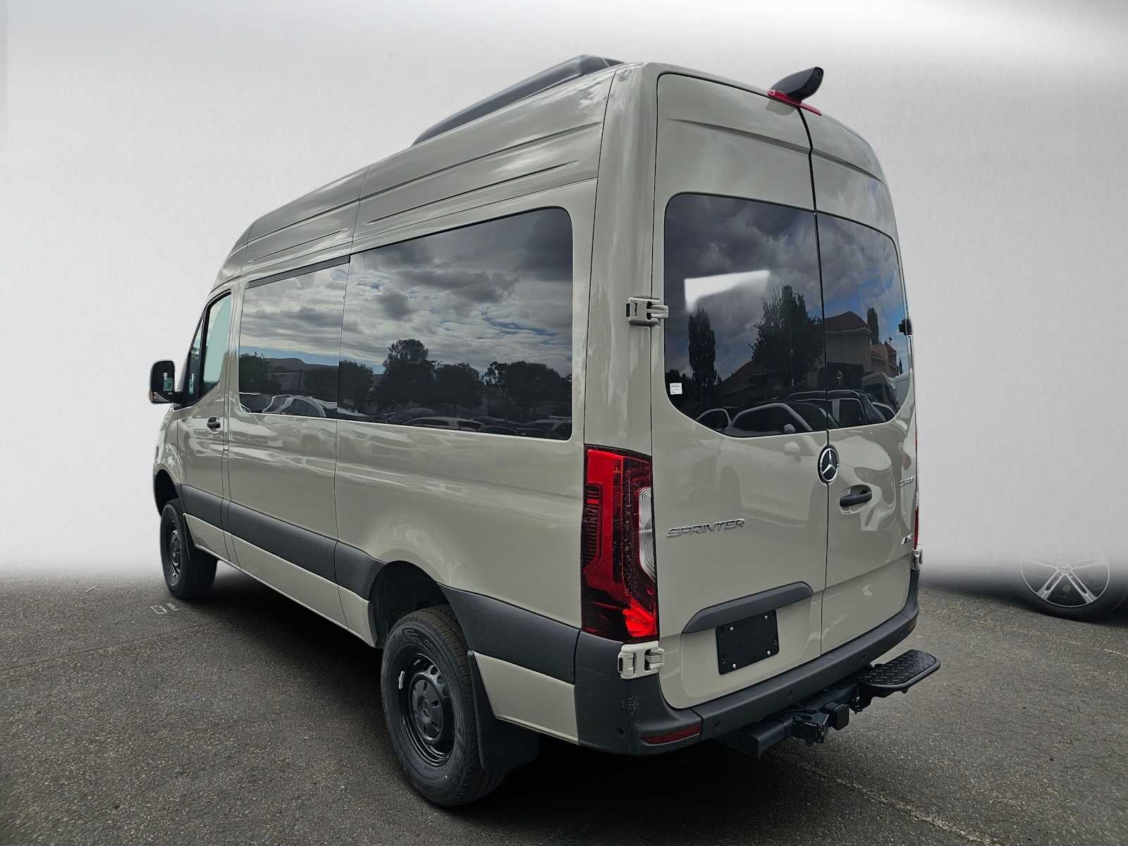 2026 Mercedes-Benz Sprinter Passenger 2500 Standard Roof I4 Diesel HO 144 AWD