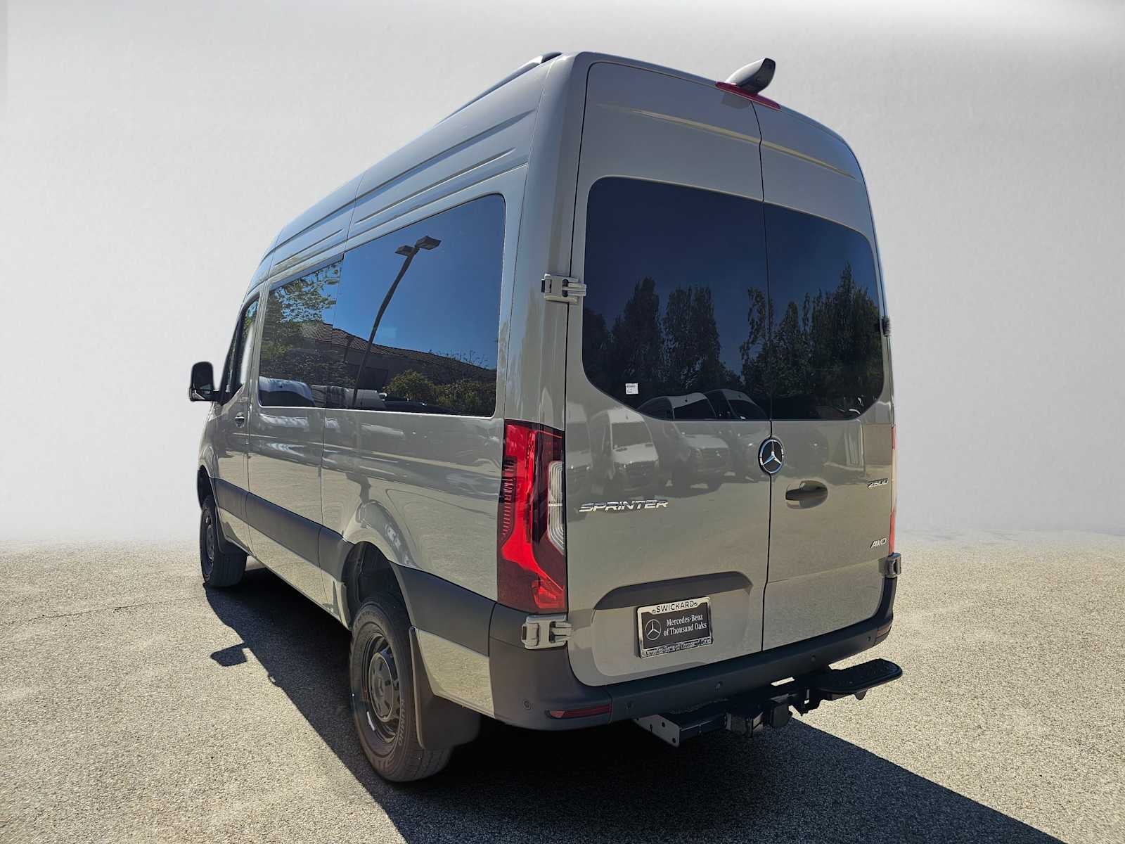 2026 Mercedes-Benz Sprinter Passenger Van 2500 Standard Roof I4 Diesel HO 144 AWD