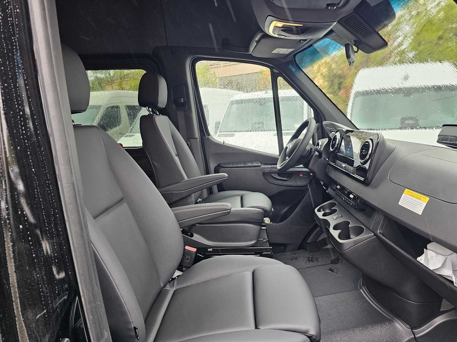 2026 Mercedes-Benz Sprinter Passenger 2500 High Roof I4 Diesel HO 170 RWD