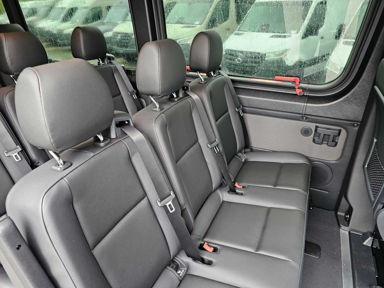 2026 Mercedes-Benz Sprinter Passenger 2500 High Roof I4 Diesel HO 170 RWD