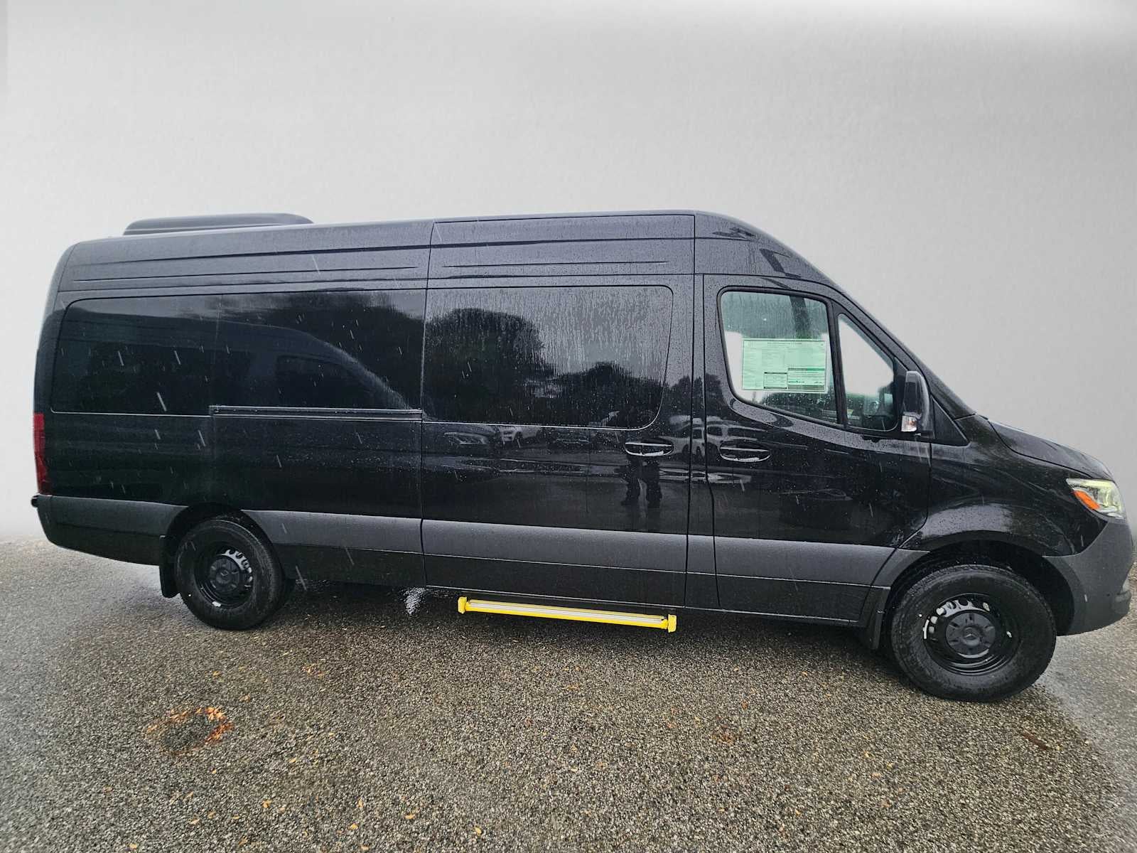 2026 Mercedes-Benz Sprinter Passenger 2500 High Roof I4 Diesel HO 170 RWD