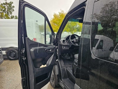 2026 Mercedes-Benz Sprinter Passenger 2500 High Roof I4 Diesel HO 170 RWD