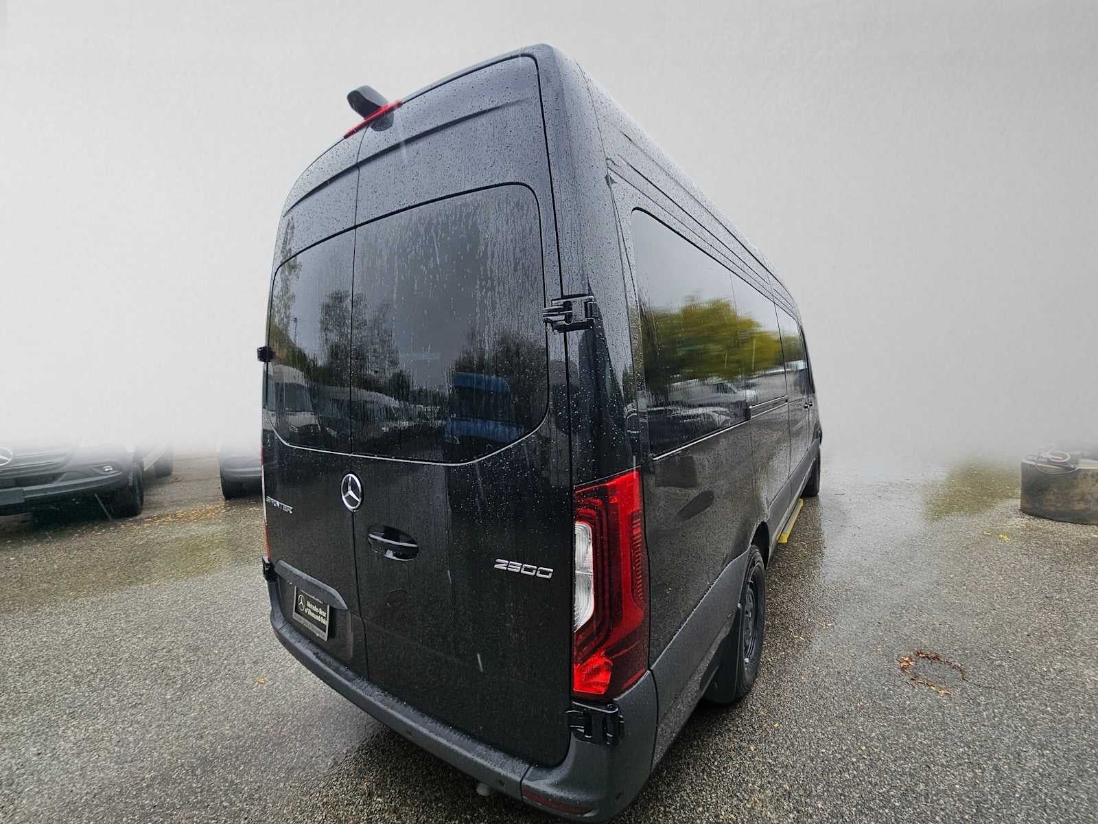 2026 Mercedes-Benz Sprinter Passenger 2500 High Roof I4 Diesel HO 170 RWD