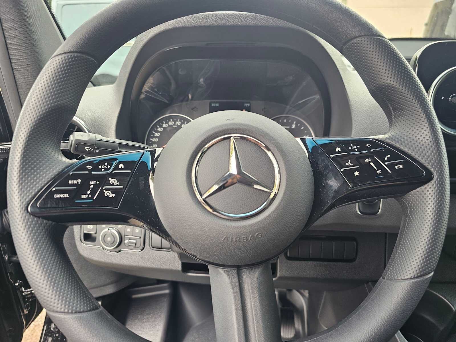 2026 Mercedes-Benz Sprinter Passenger 2500 High Roof I4 Diesel HO 170 RWD