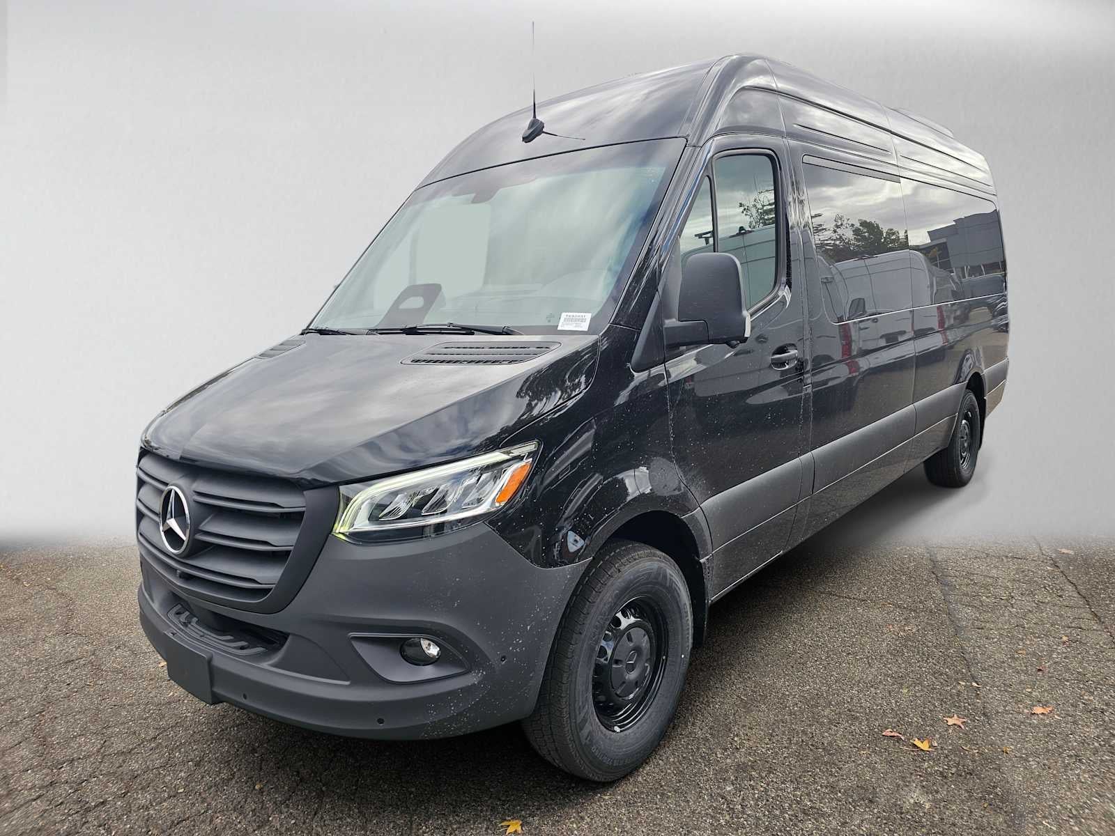 2026 Mercedes-Benz Sprinter Passenger 2500 High Roof I4 Diesel HO 170 RWD