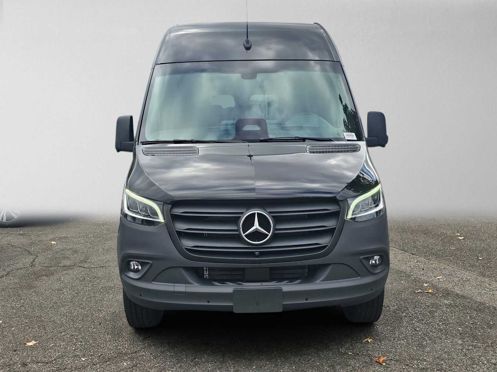 2026 Mercedes-Benz Sprinter Passenger 2500 High Roof I4 Diesel HO 170 RWD
