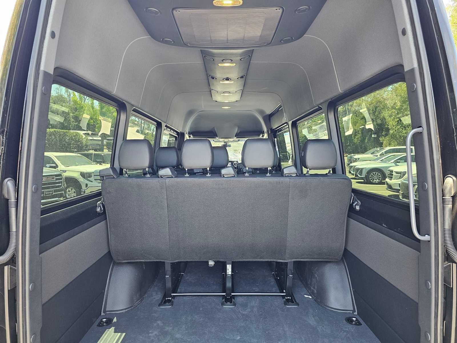 2026 Mercedes-Benz Sprinter Passenger Van 2500 High Roof I4 Diesel HO 170 RWD